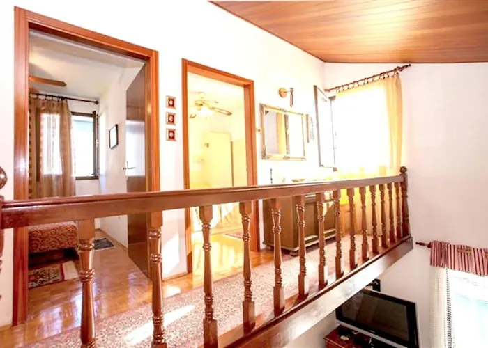 Villa Spacious In With Private Pool *